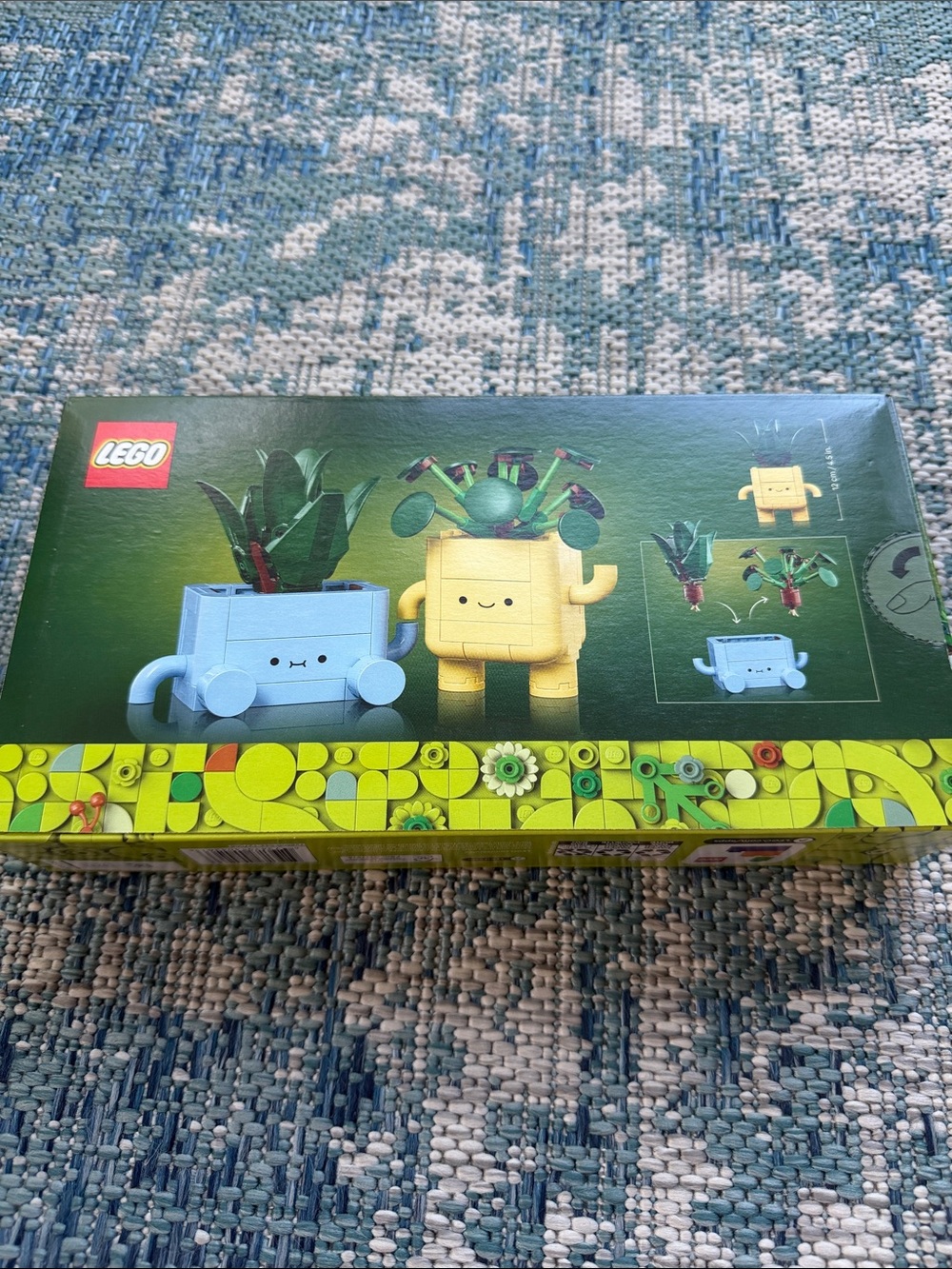 LEGO Planter Friends Set - Blue and Yellow Characters